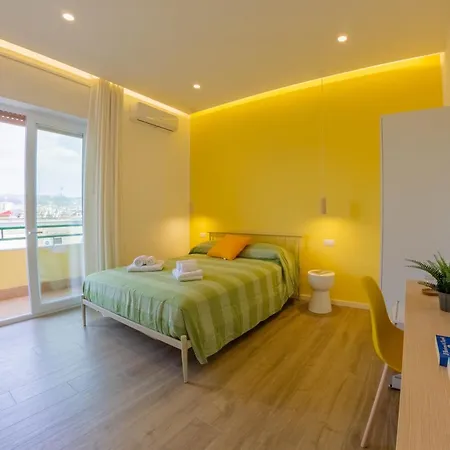 Oroblu 4* نابولي